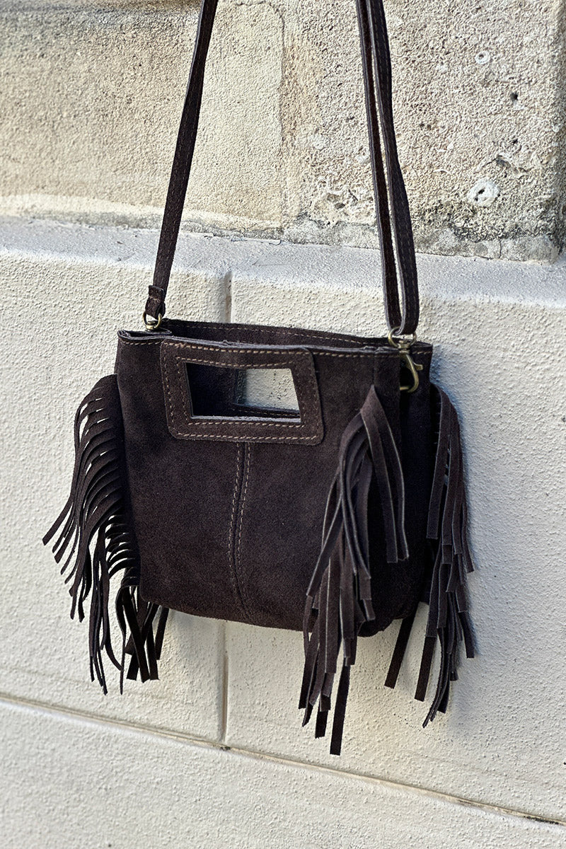Sac à main à franges marron chocolat en cuir suède anse poignée et bandoulière mini format