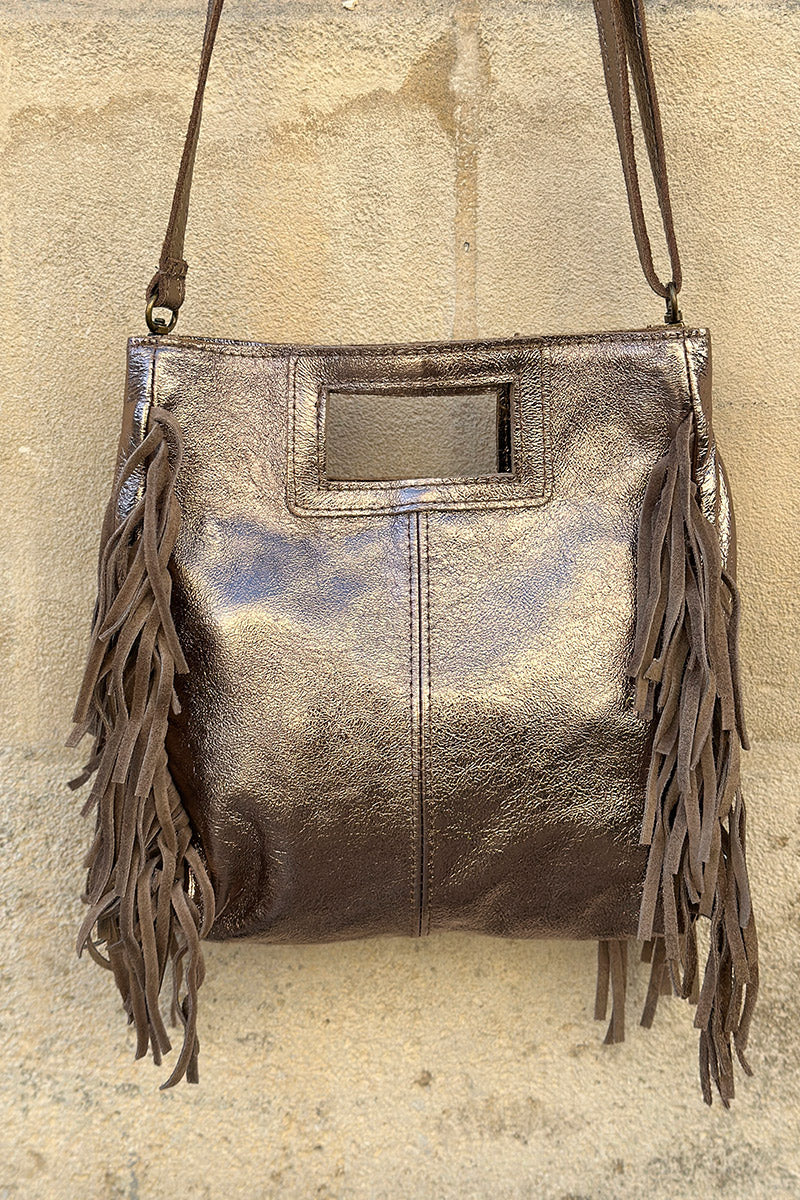 Sac à main à franges taupe bronze en cuir irisé anse poignée et bandoulière