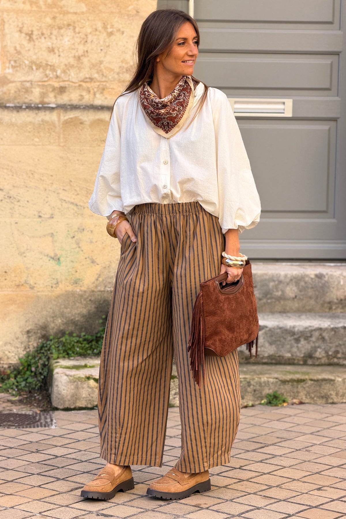 Sac à main en suédine camel effet croco détail franges
