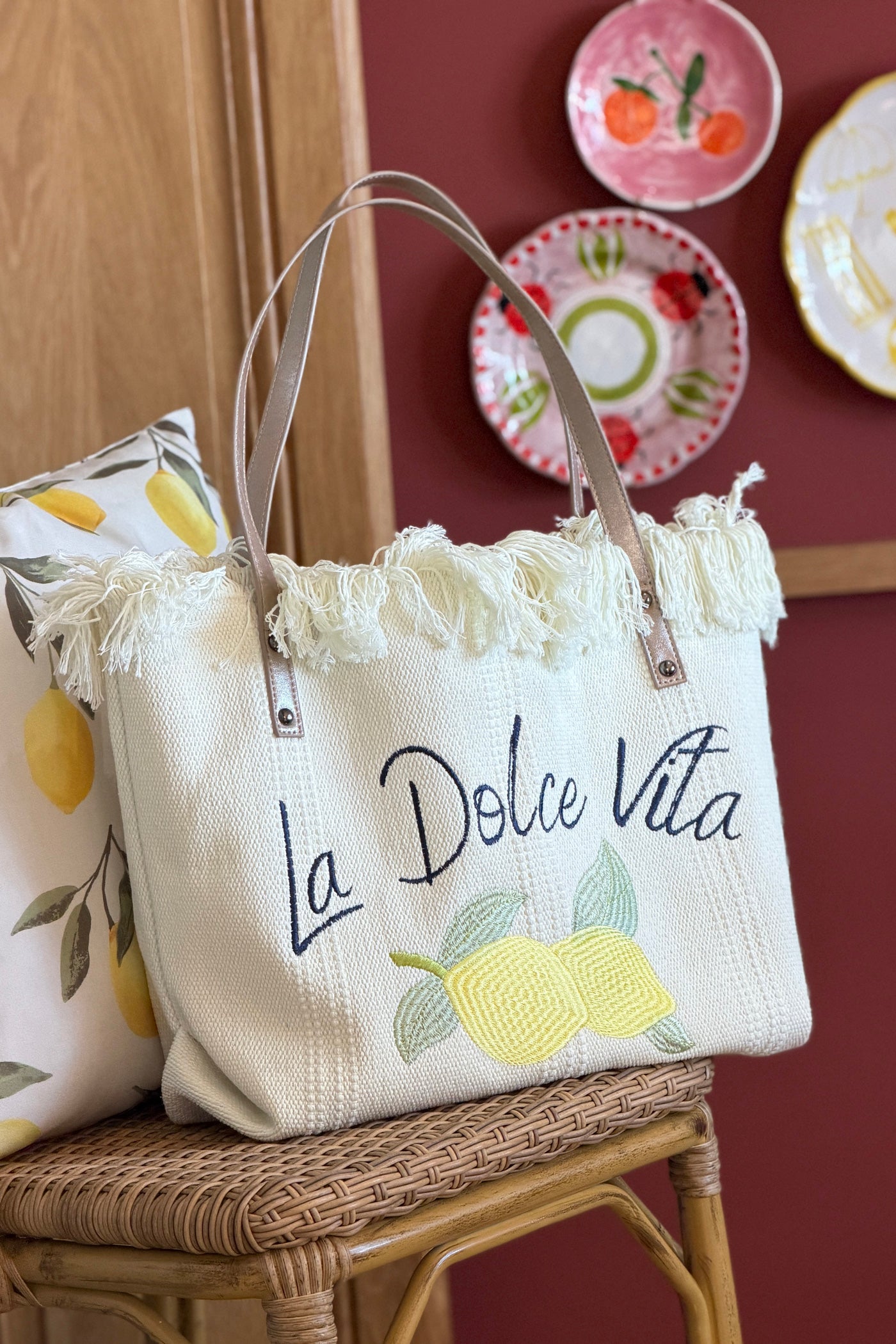 Sac cabas beige broderie Dolce Vita citrons détails franges et fermeture zip