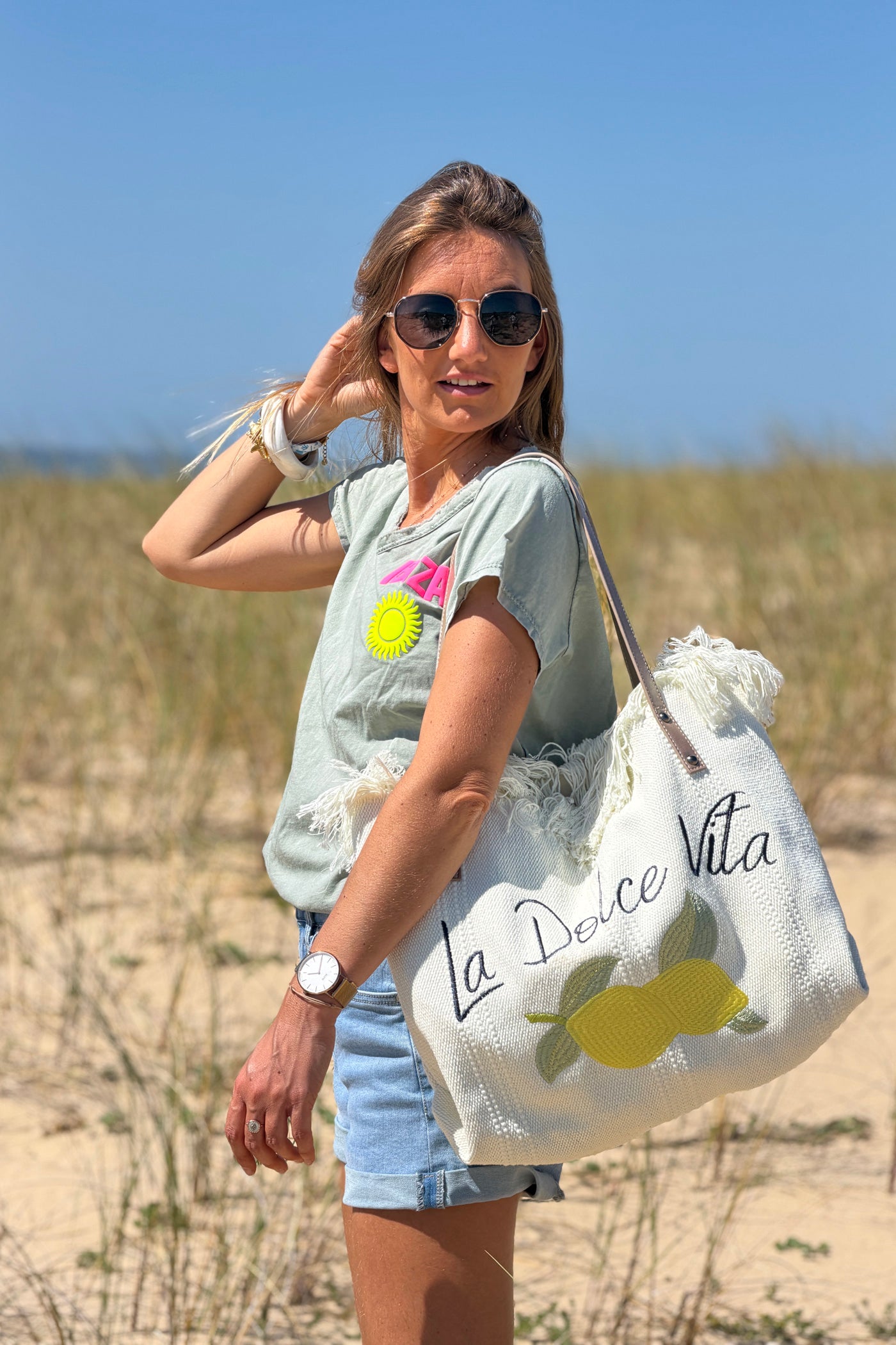 Sac cabas beige broderie Dolce Vita citrons détails franges et fermeture zip