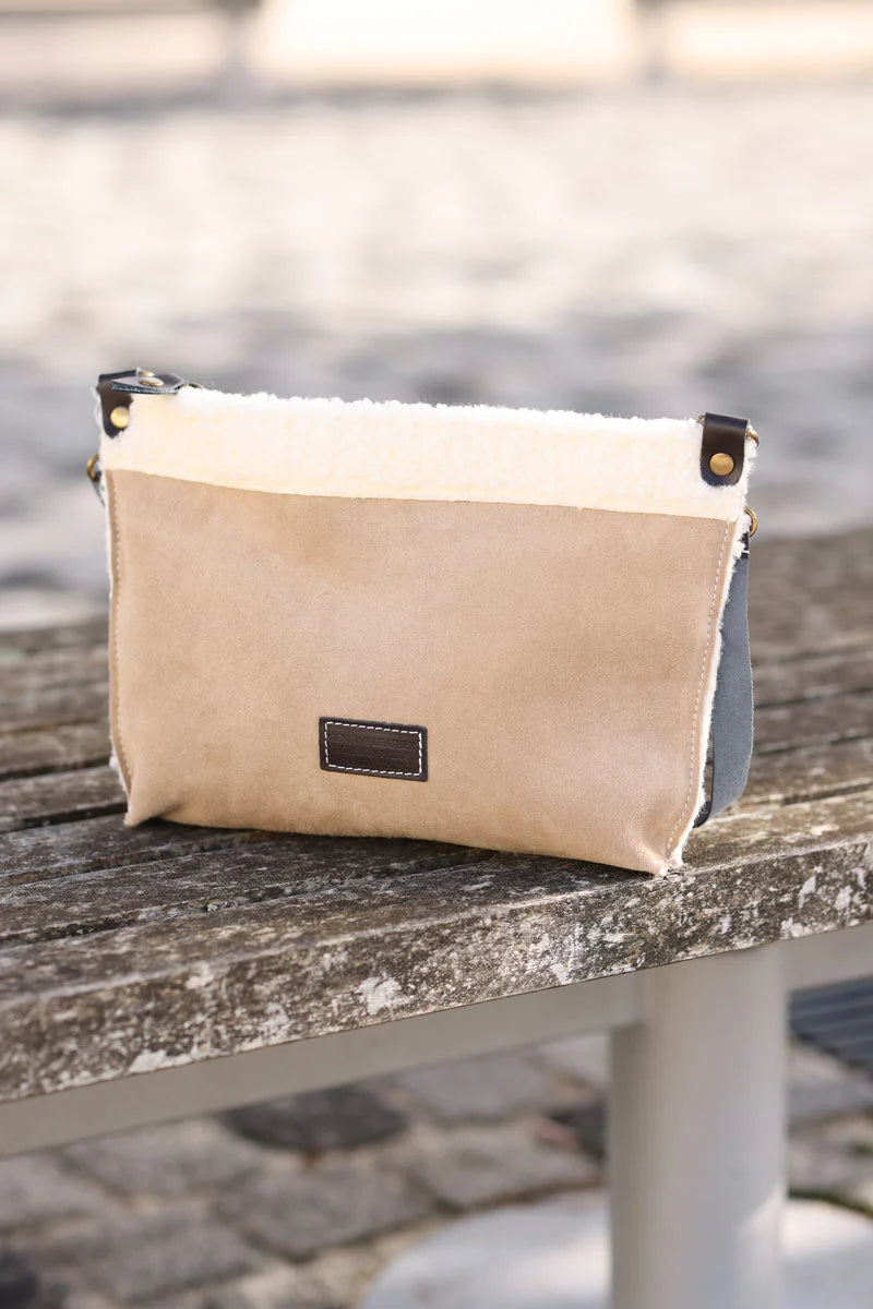 Pochette velour discount