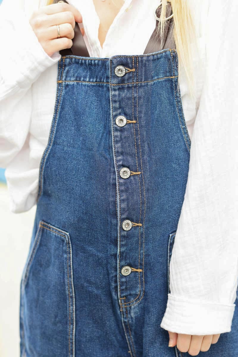 Salopette en jean bretelle simili poches et boutons g004 (1)