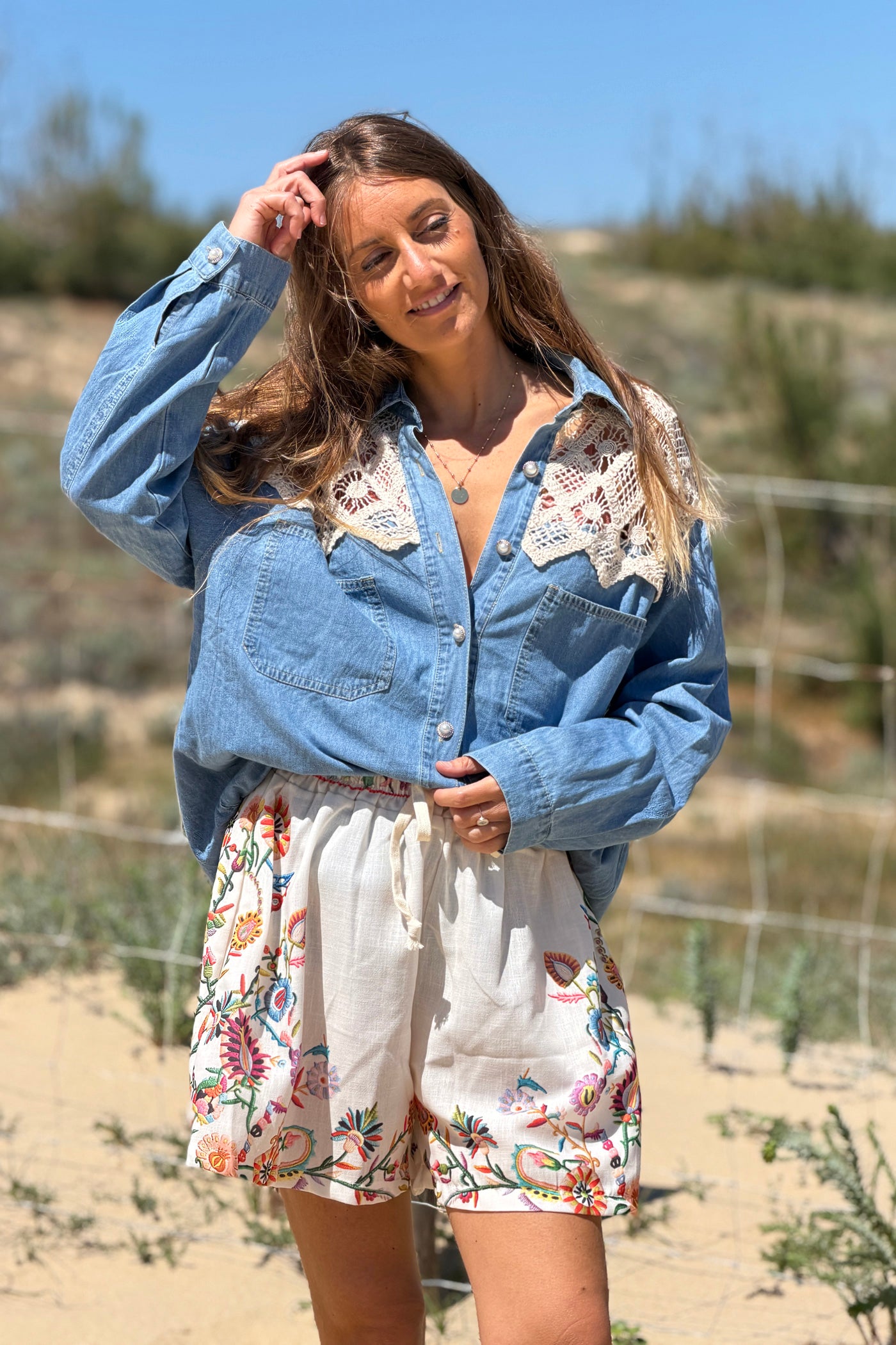 Beige Embroidered Folk Garden Pull-On Shorts