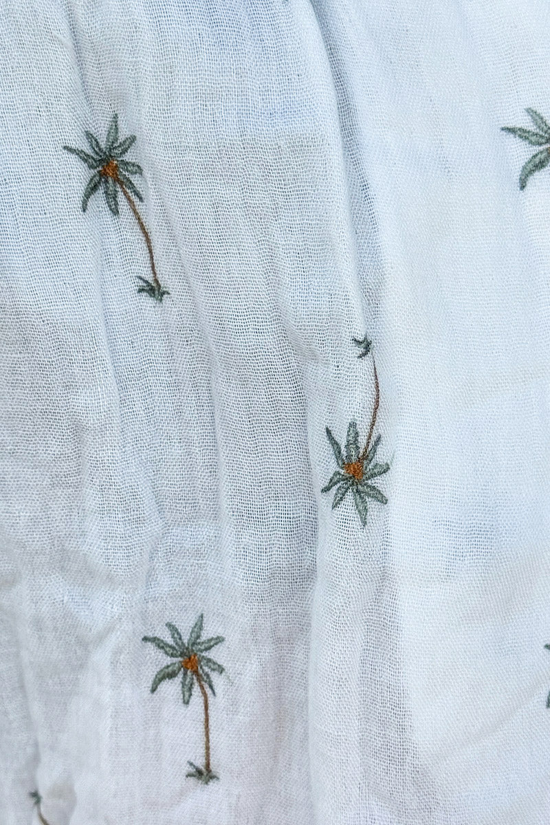 Short blanc en gaze de coton imprimé palmiers