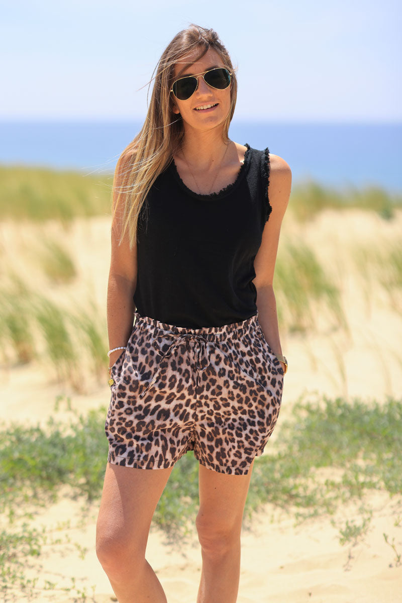 Camel leopard print cotton shorts