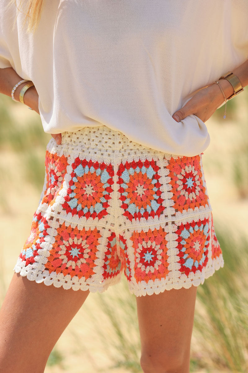 Orange shaded crochet shorts with seventies pattern