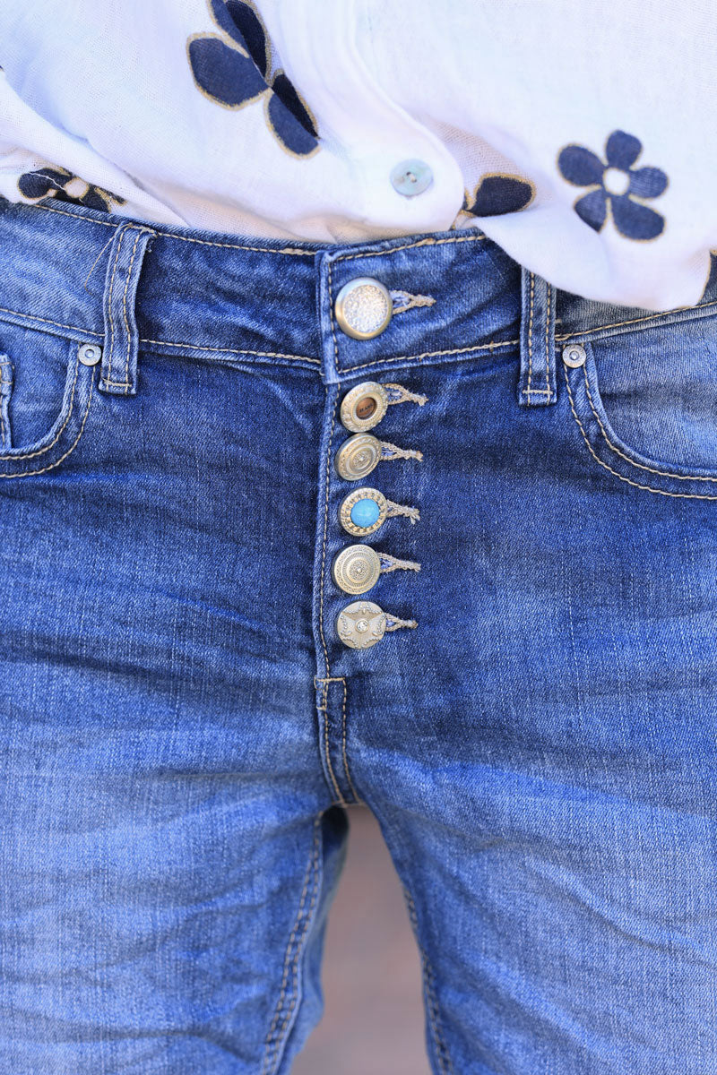 Short en jean stretch boutons fantaisies strass et turquoise