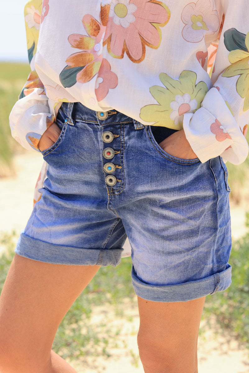 Washed denim stretch mom shorts with oriental buttons