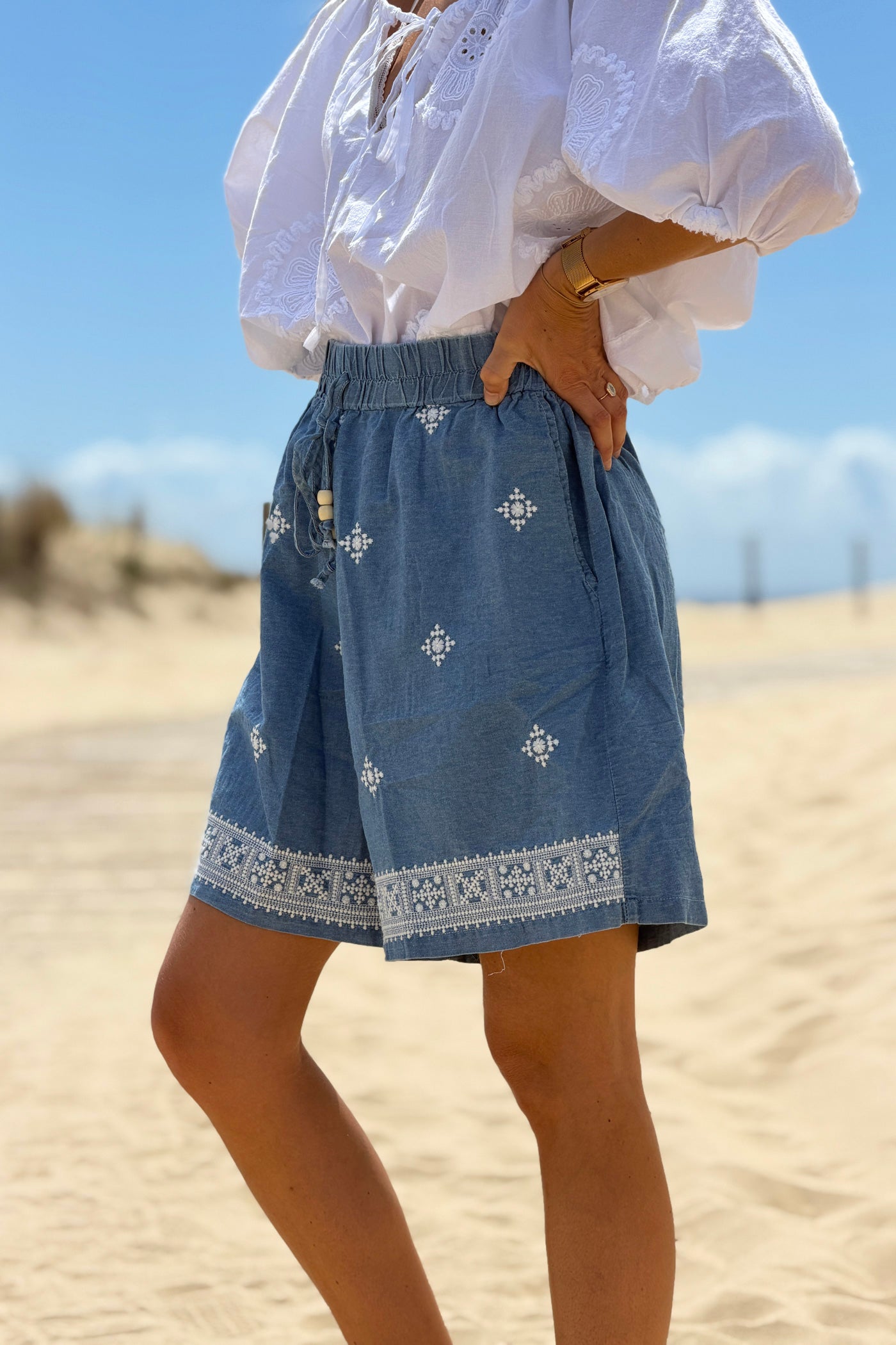 Chambray Blue Jean Woven Lace Print Pull-On Pants

