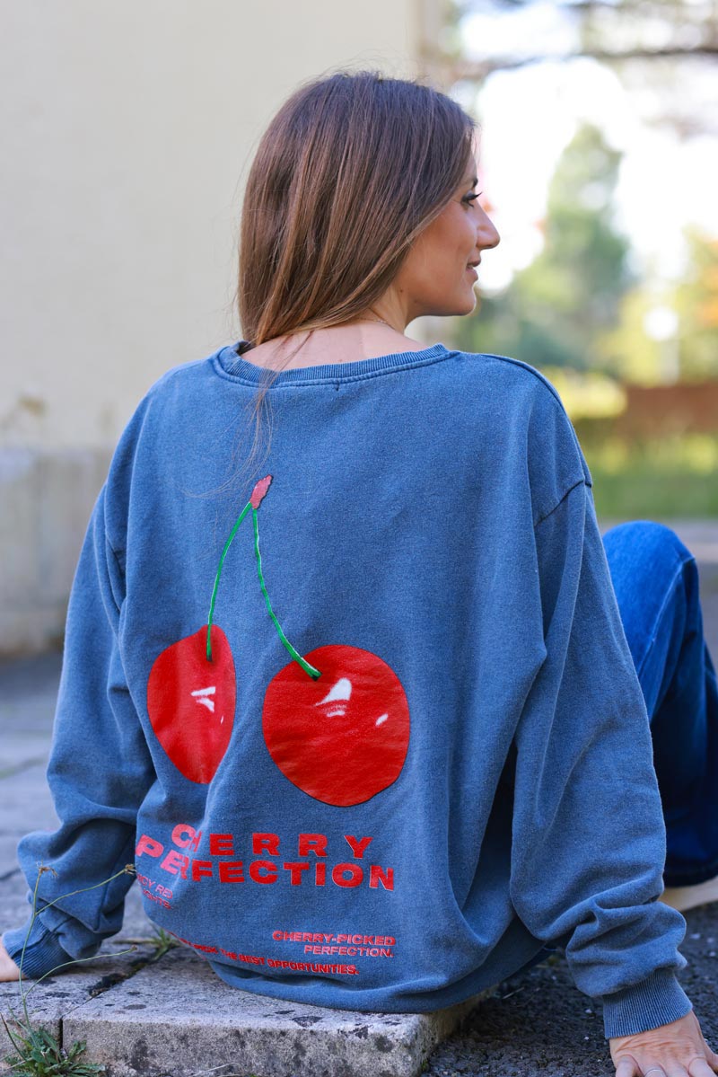 Sweat loose bleu jean délavé logo cerise Cherry perfection