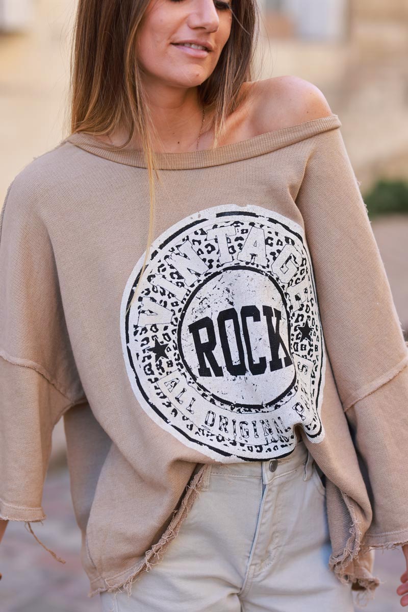 Sweat loose camel logo rock léopard manches chauve souris finitions franges