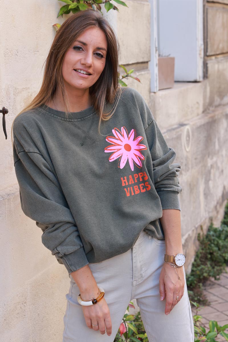 'Happy Vibes' khaki sweatshirt with flower print