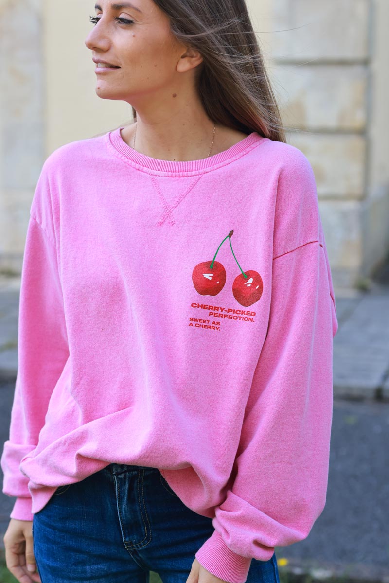 Sweat loose rose délavé logo cerise Cherry perfection