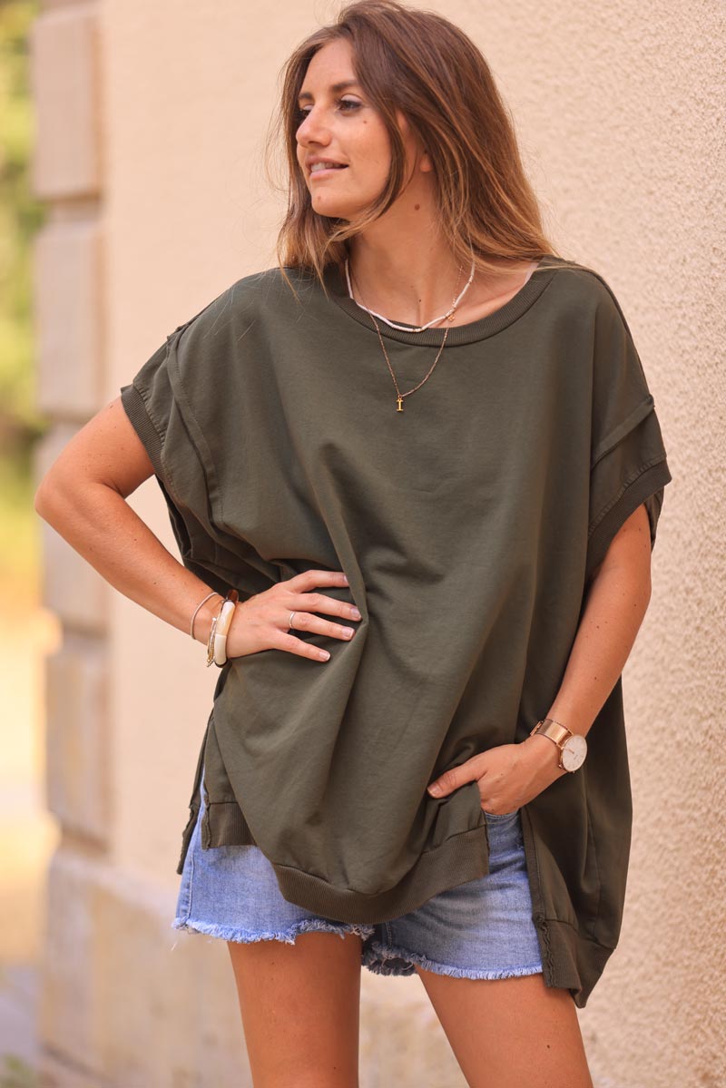 Khaki loose sleeveless sweater with seams detail