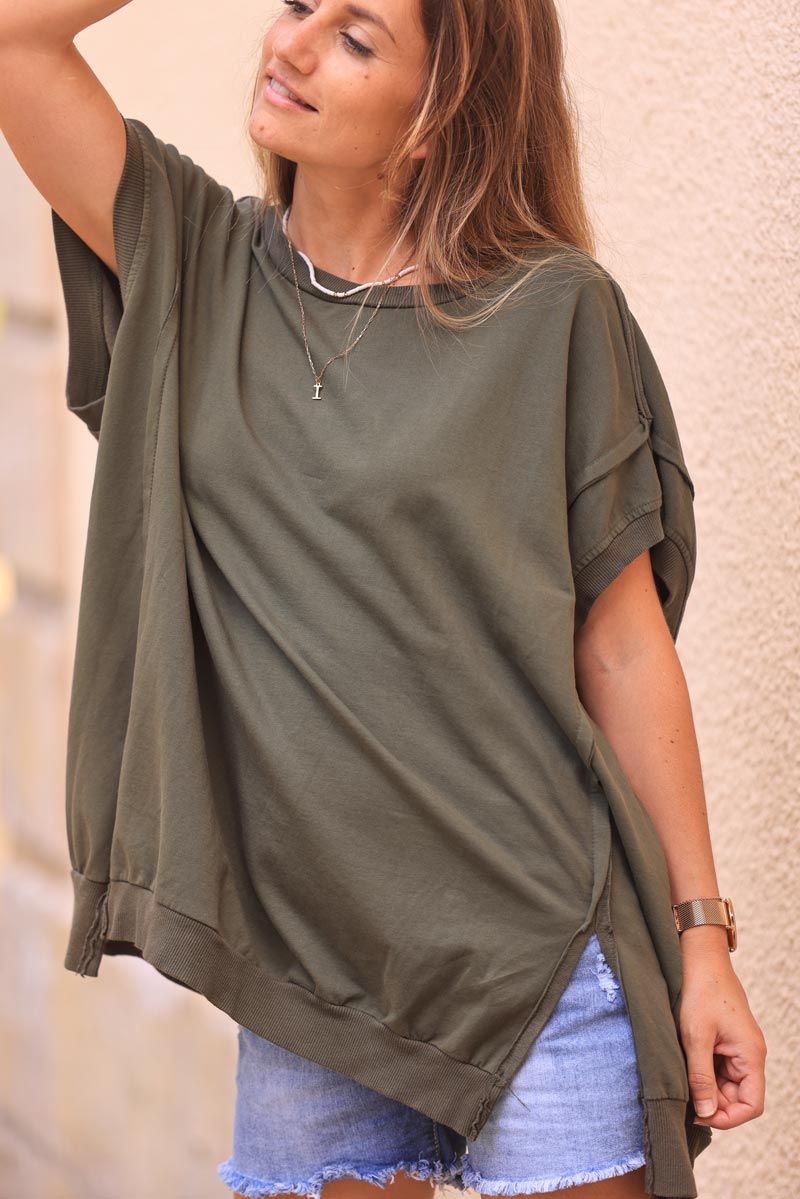 Khaki loose sleeveless sweater with seams detail