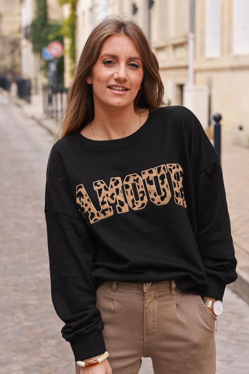 Sweat noir broderie éponge Amour léopard