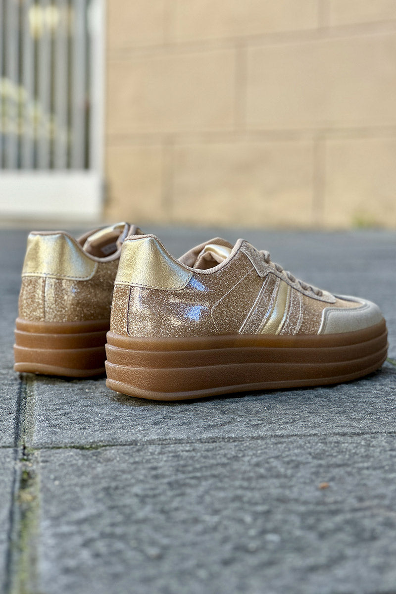 Tennis beige et paillettes dorées à plateforme rayure gold
