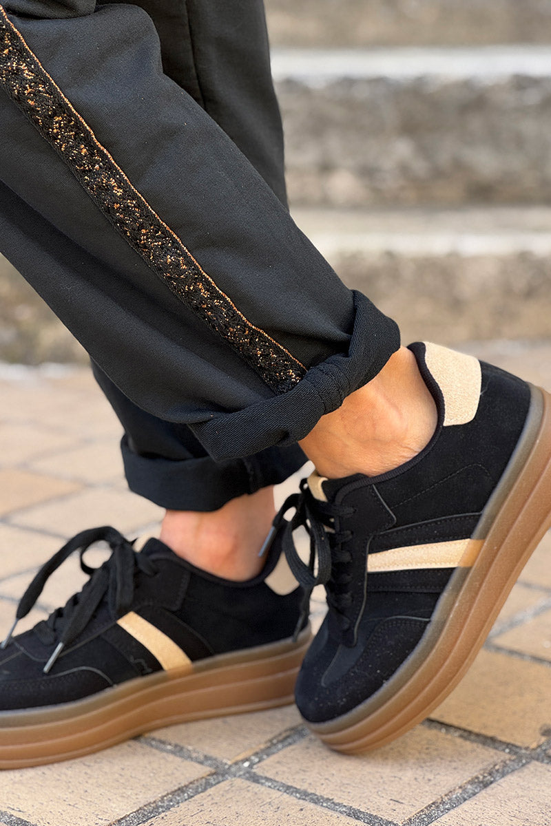 Tennis noires à plateforme rayure et talon en suédine beige