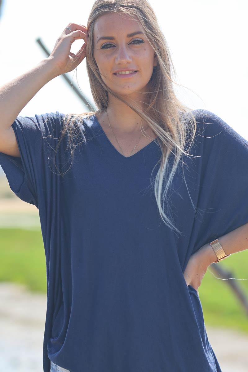 Relaxed fit navy blue v-neck top