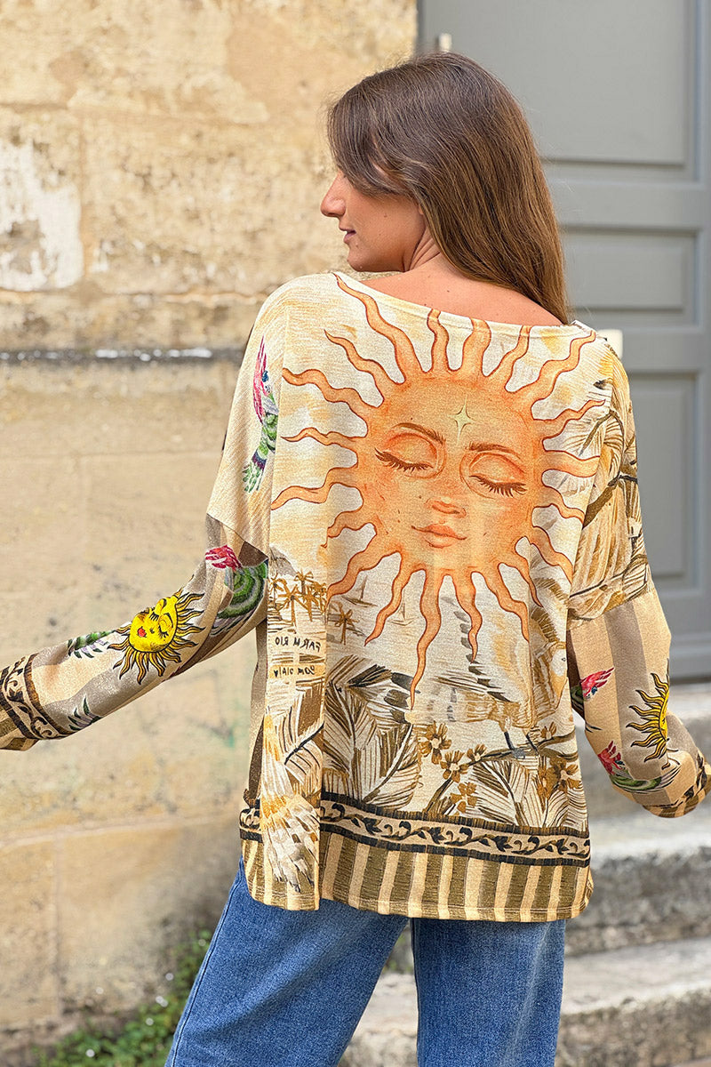 Top brillant beige à rayures kaki motifs soleils et perroquets