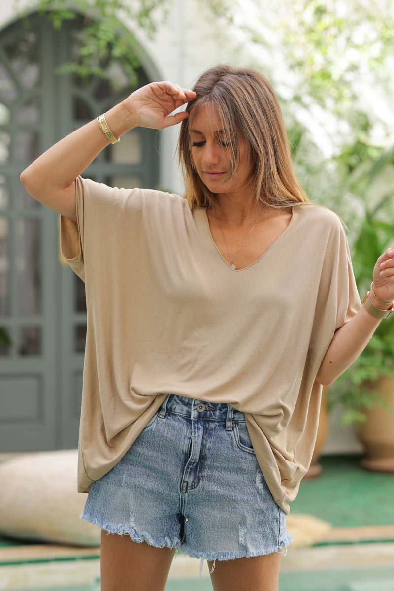 Relaxed fit light camel v-neck top