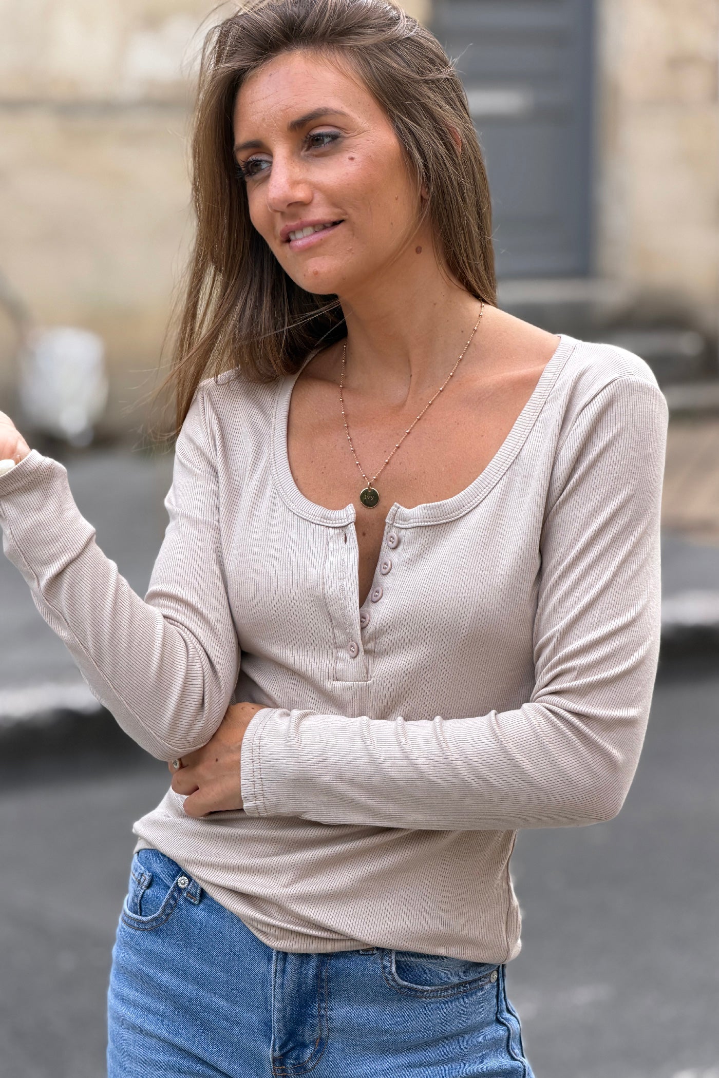 Top côtelé beige style sous pull col petits boutons