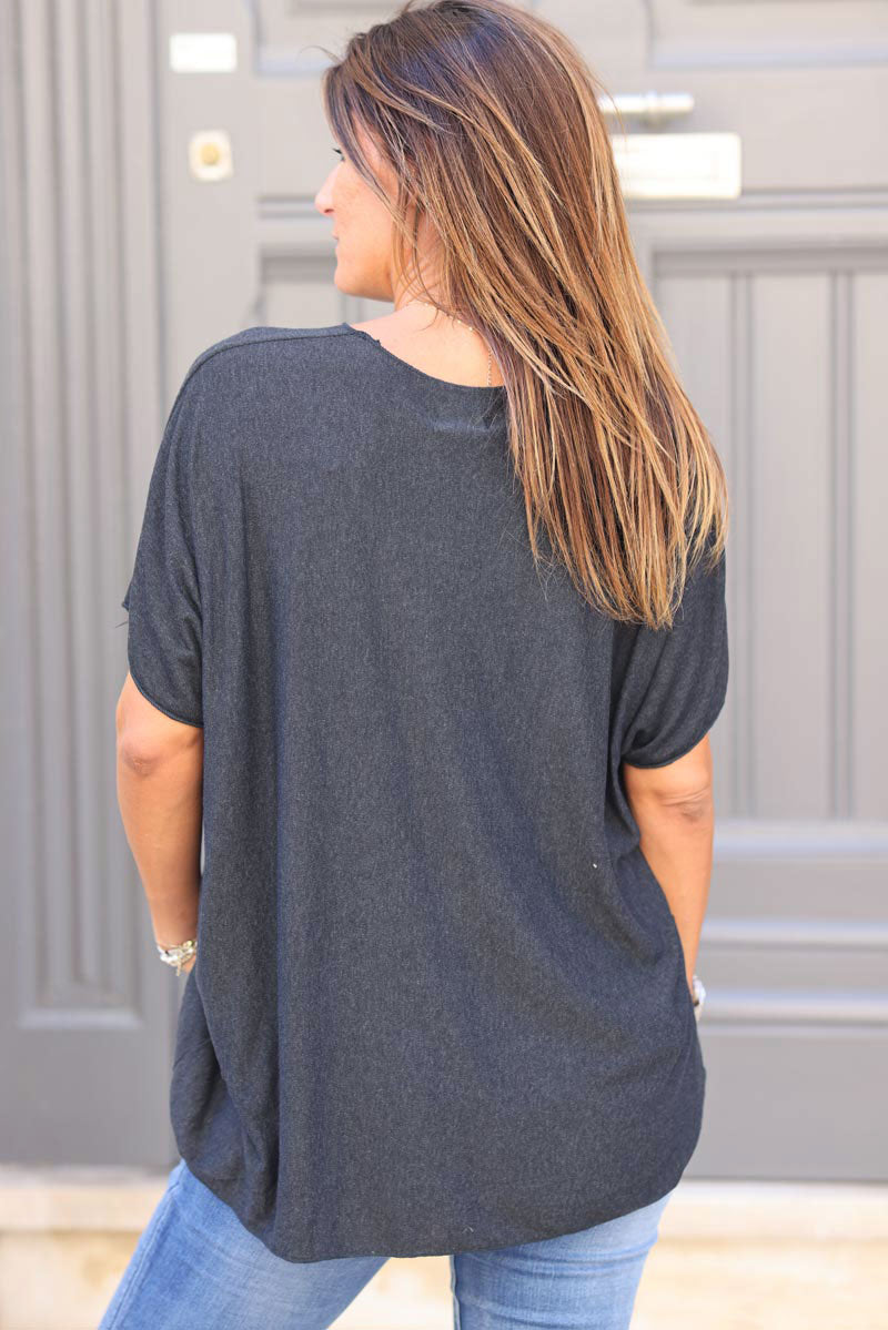 Relaxed fit heather dark grey v-neck top