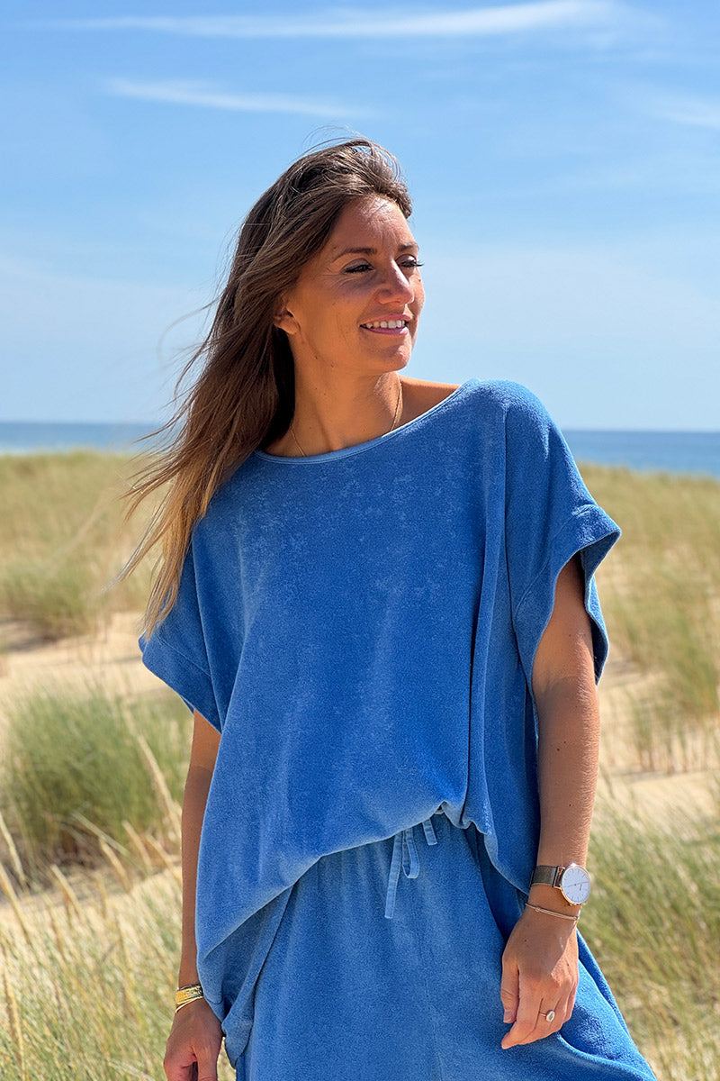 Top loose bleu roi en éponge col bateau