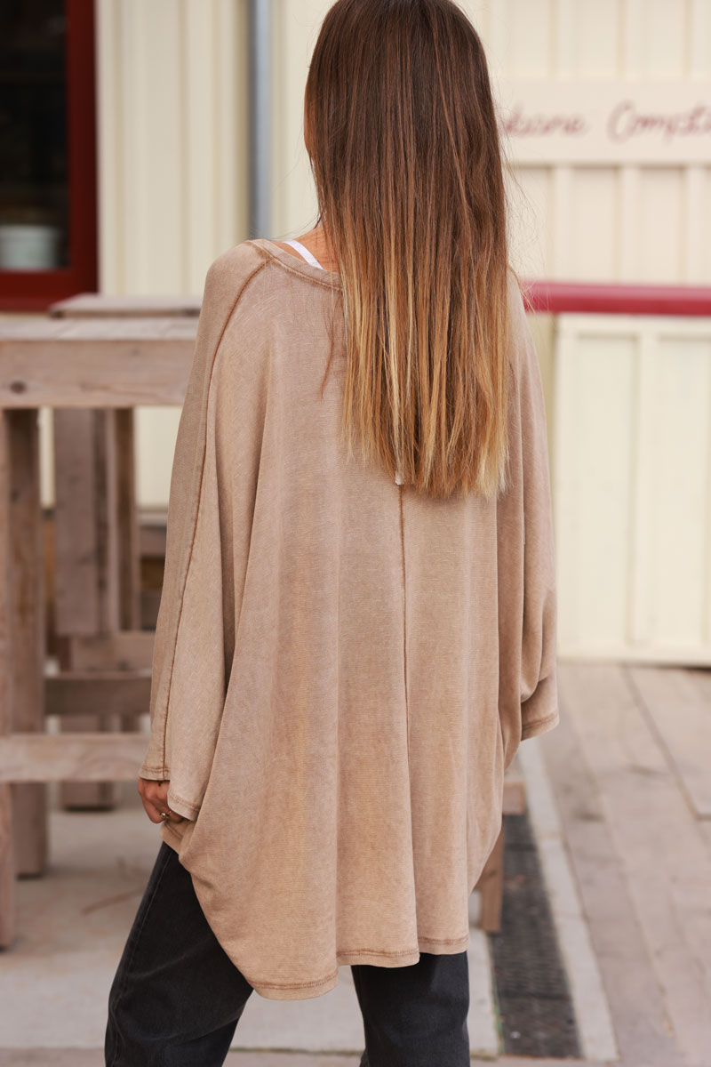 Ice Brown Stretch fine Knit Batwing Top with Love print