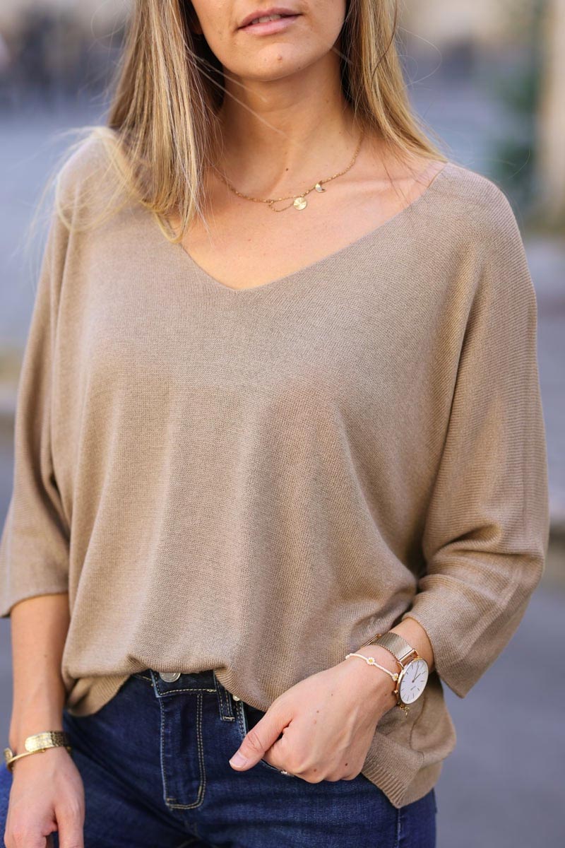 Batwing taupe jersey top