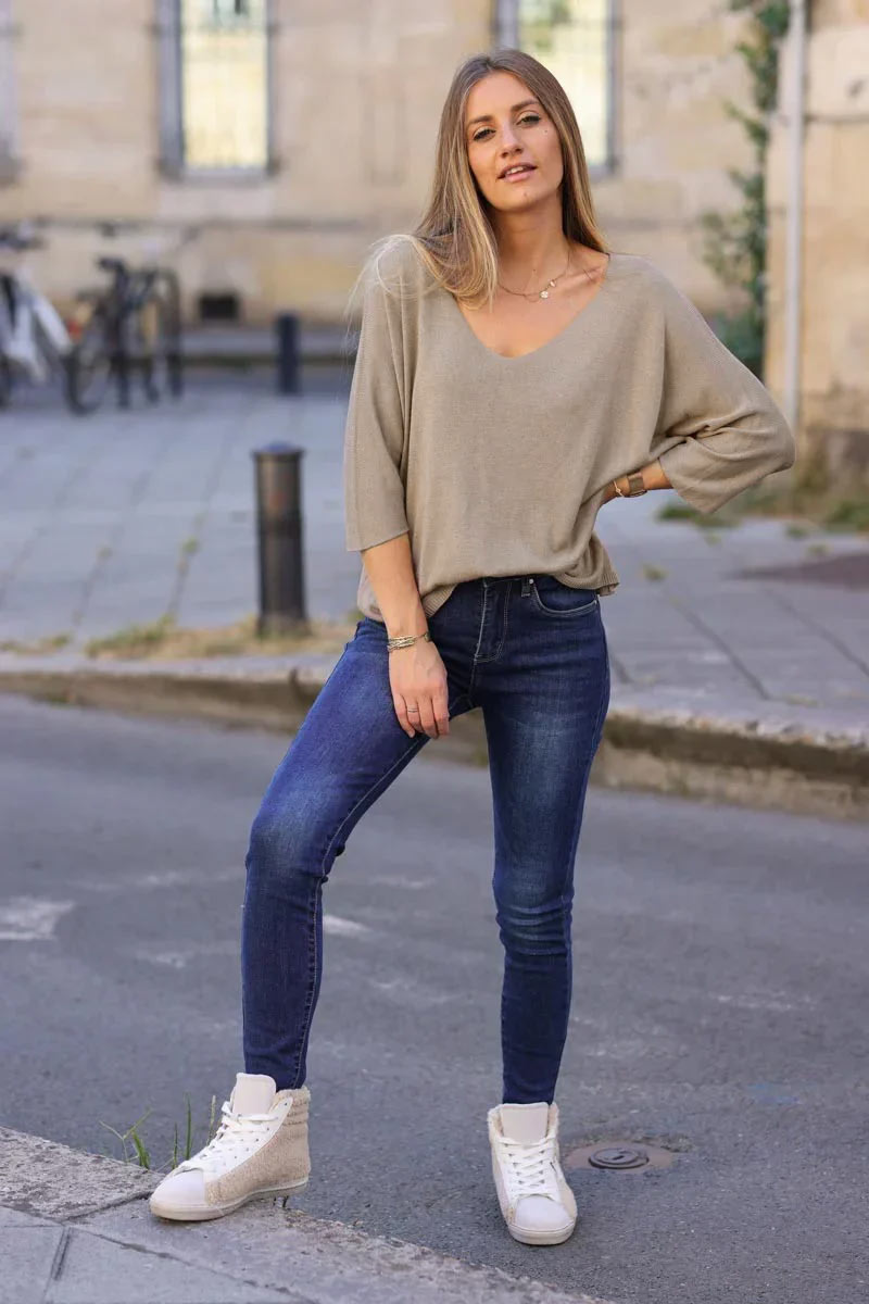 Batwing taupe jersey top