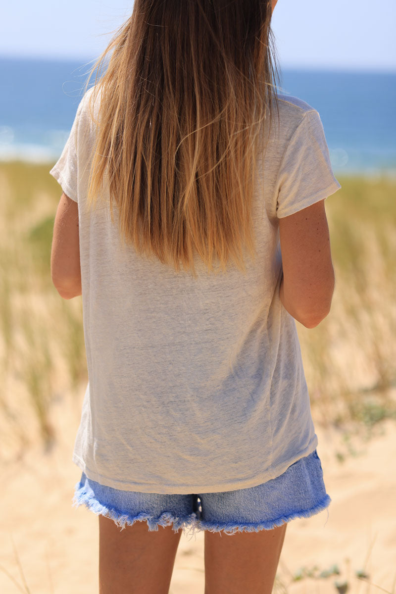 Camiseta beige lino suave cuello pico