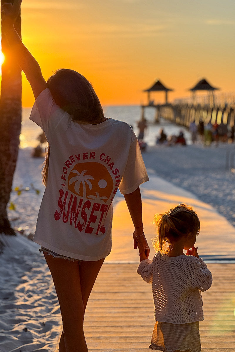 T-shirt blanc en coton Chasing Sunsets col rond