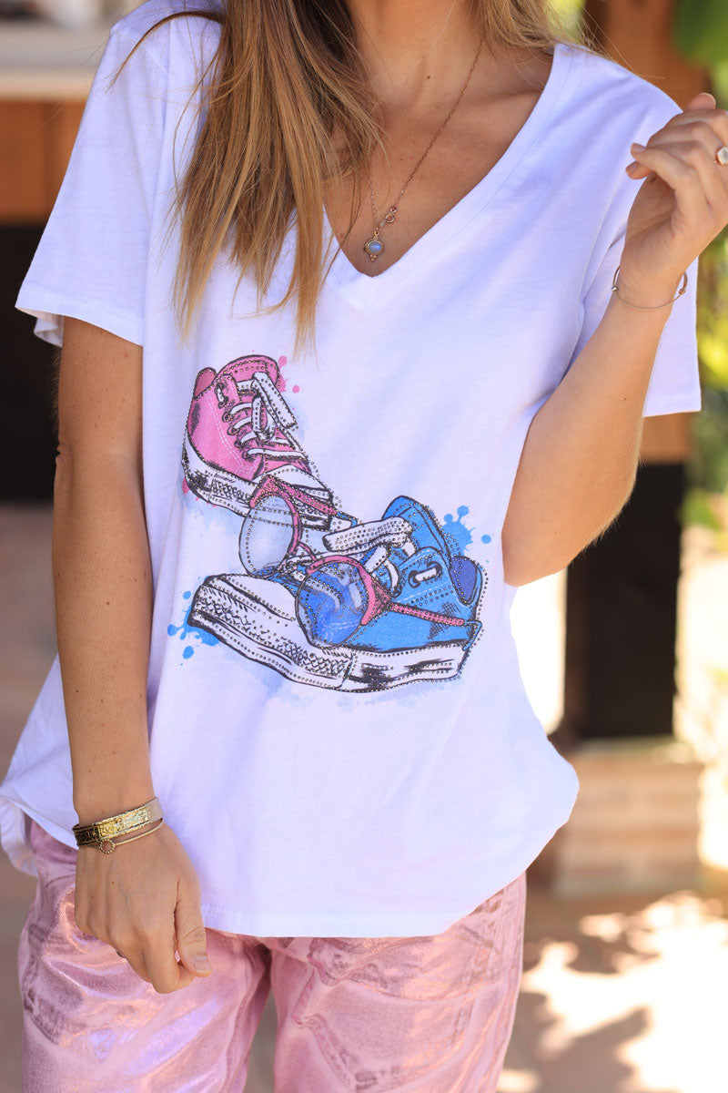 White t-shirt with sneakers sunglasses logo and rhinestones