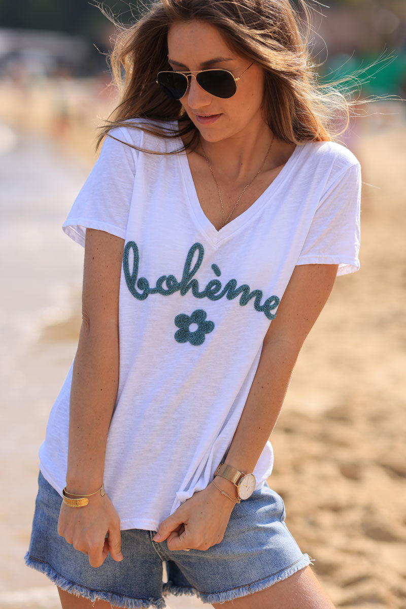 T-shirt blanc en coton col v Bohème et fleurs éponge vert céladon