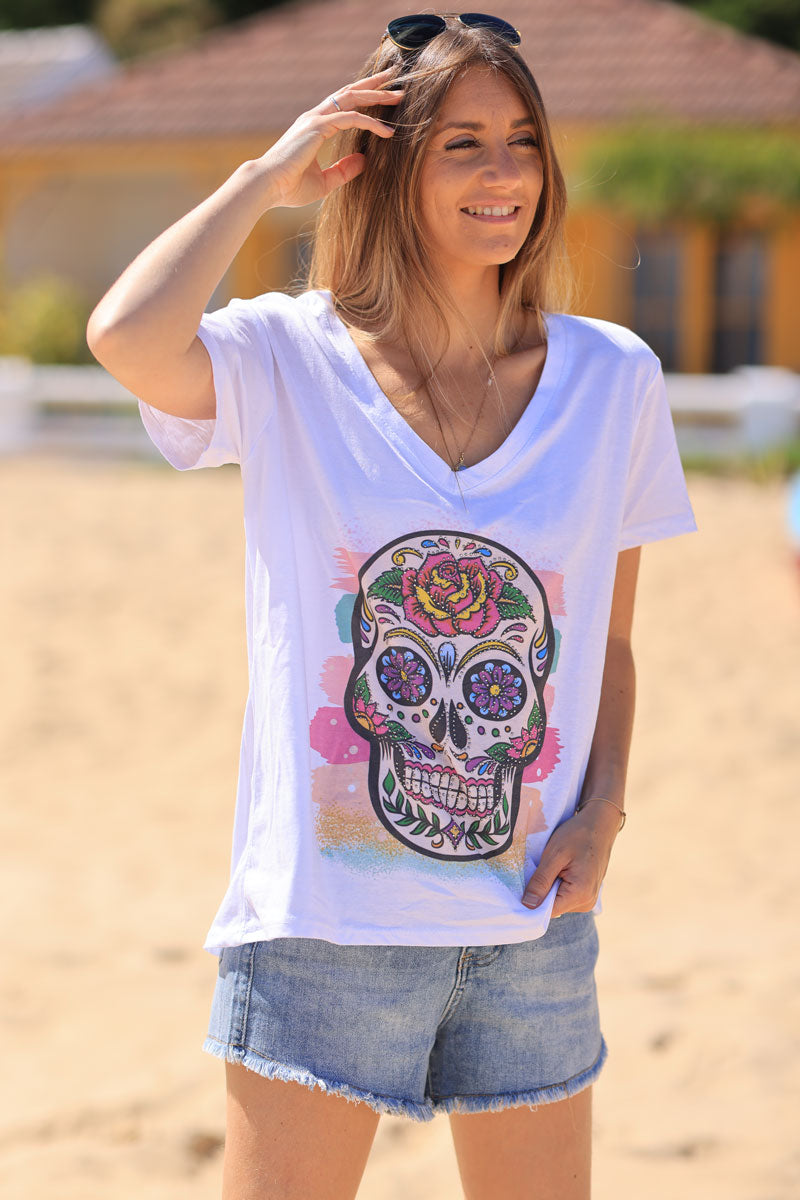 T-shirt blanc en coton col v tête mexicaine strass et peinture