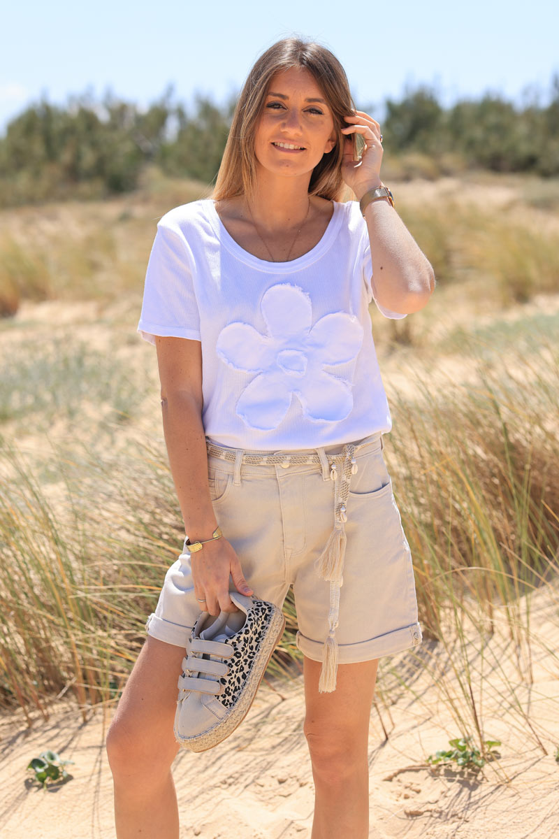 White ribbed t-shirt with large denim embroidered daisy
