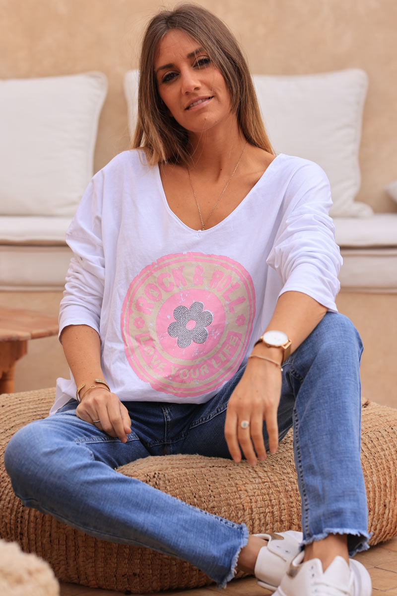 Camiseta blanca de manga larga de algodón con logo rock rosa y flor de strass