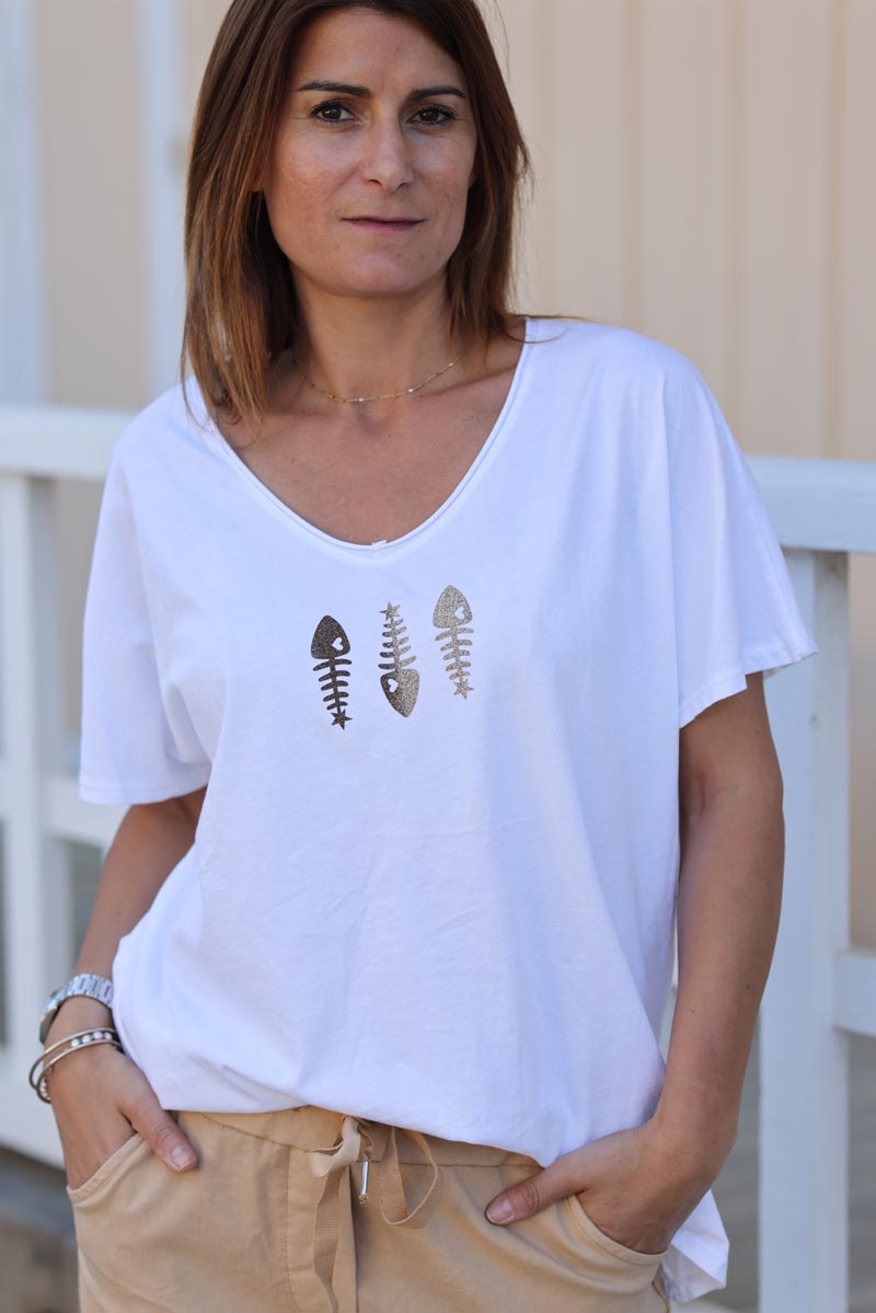 White cotton v-neck t-shirt with glitter fish design
