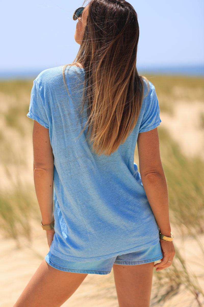 Camiseta cuello pico lino suave celeste