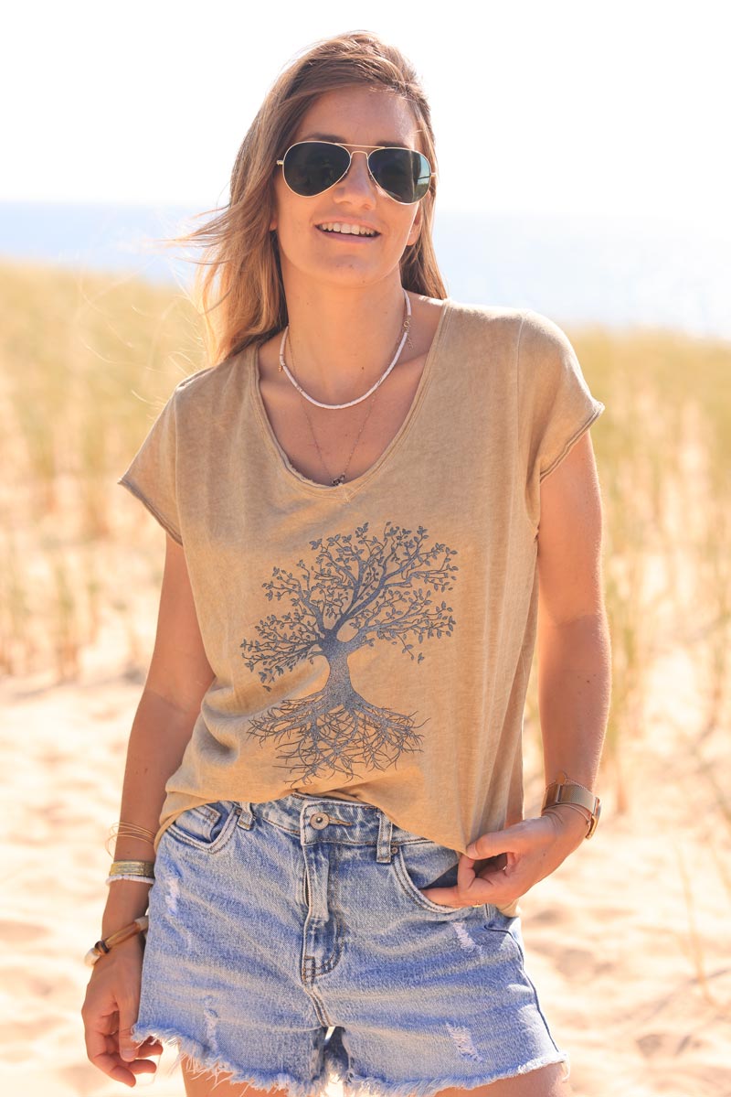 Camel v-neck t-shirt with a glitter tree of life design