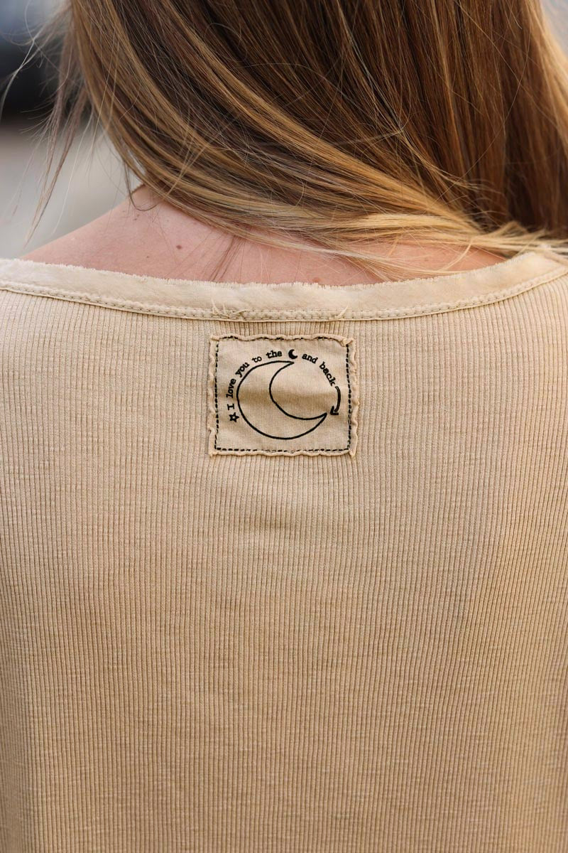Camel ribbed long sleeve t-shirt 'ILY to the moon and back'