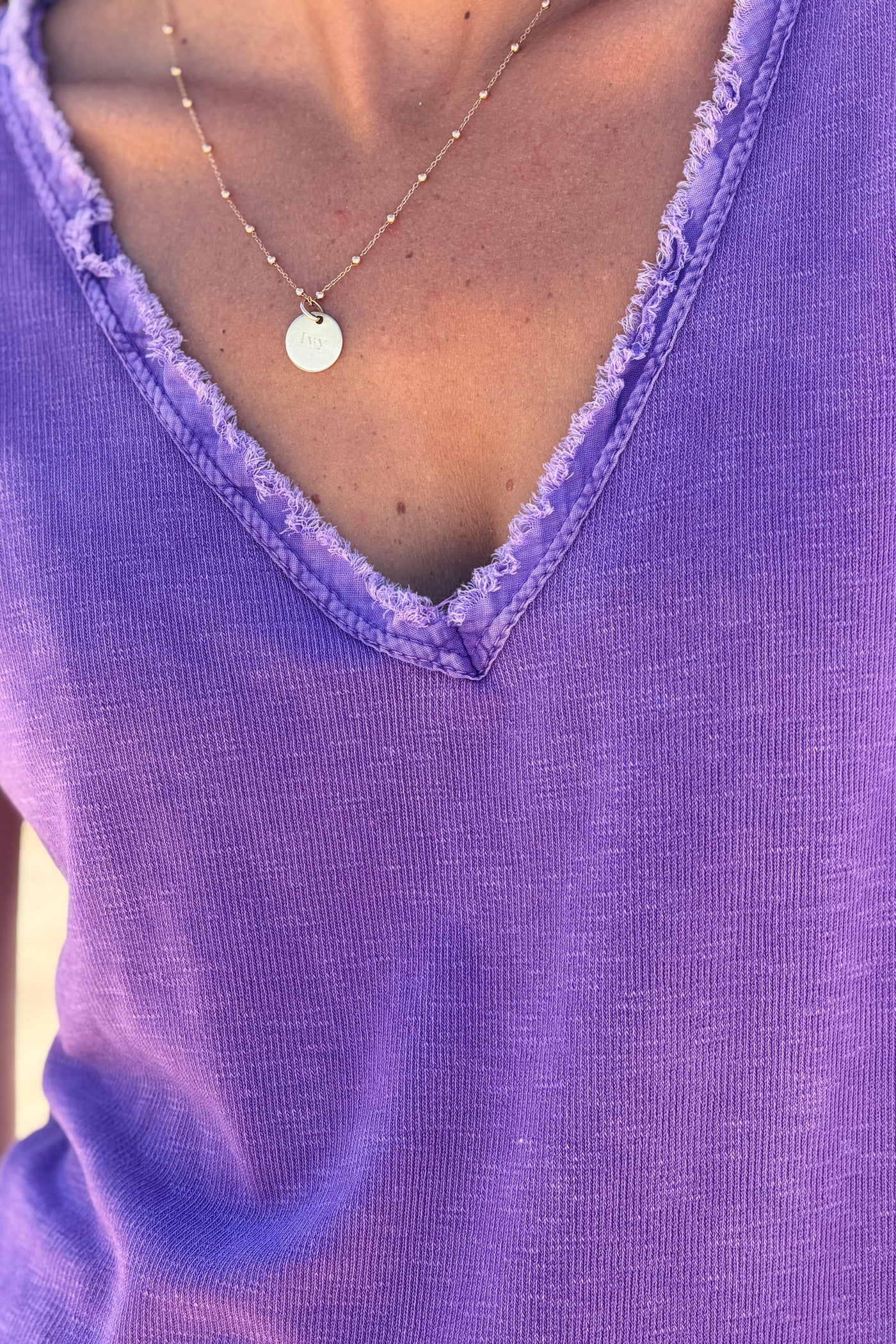 Tshirt coton stretch violet délavé finitions petites franges