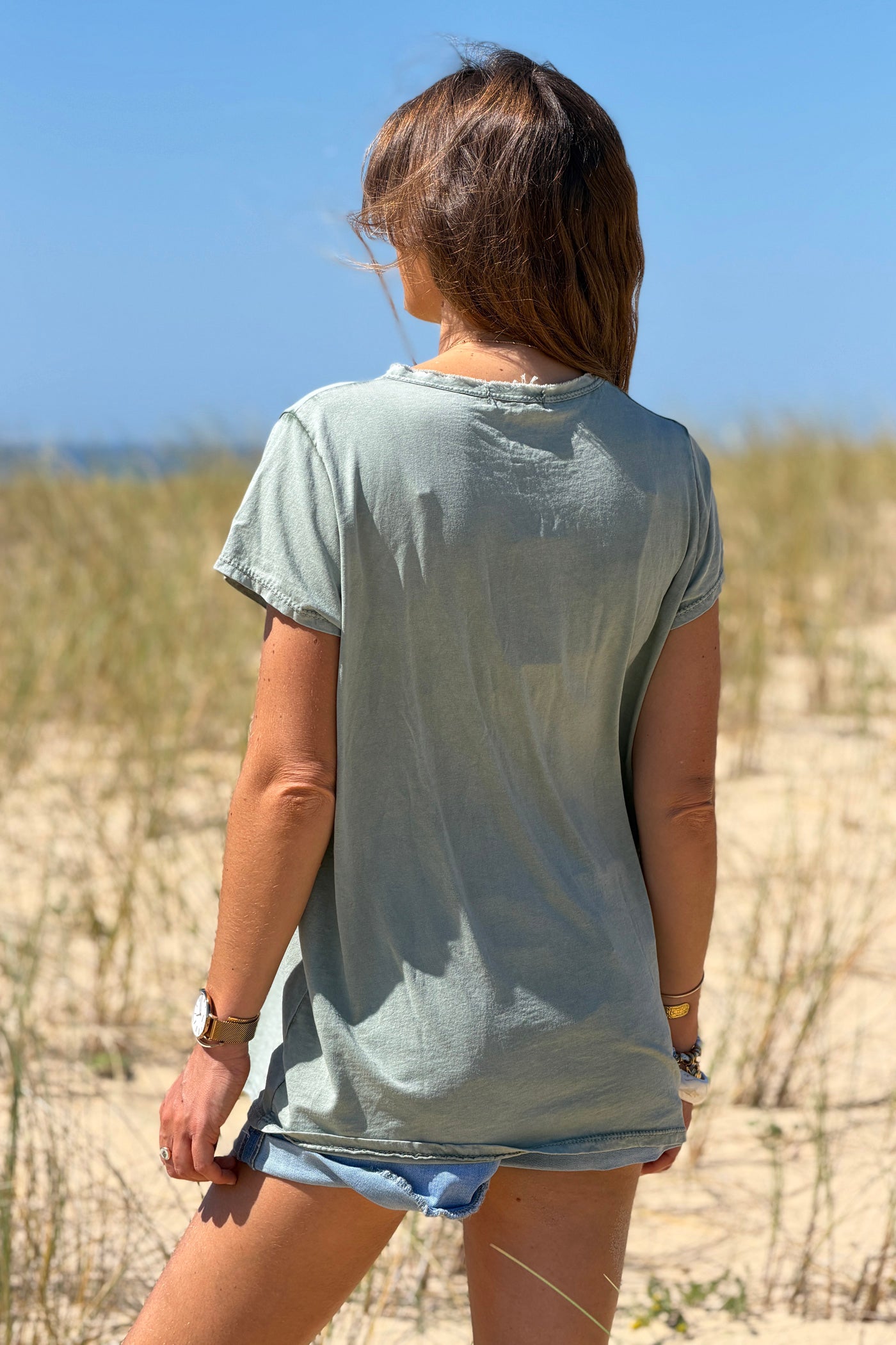 Tshirt en coton kaki délave Ibiza soleil sérigraphie puff relief