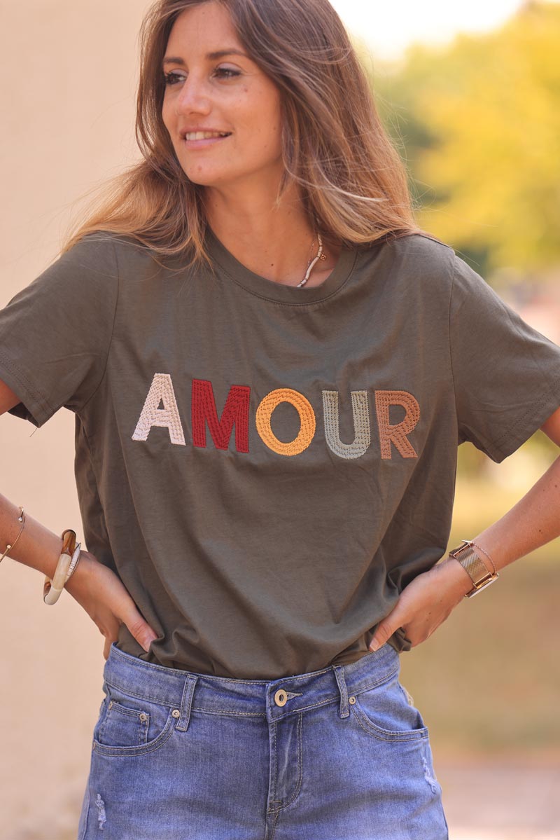 T-shirt kaki en coton broderie amour coloré