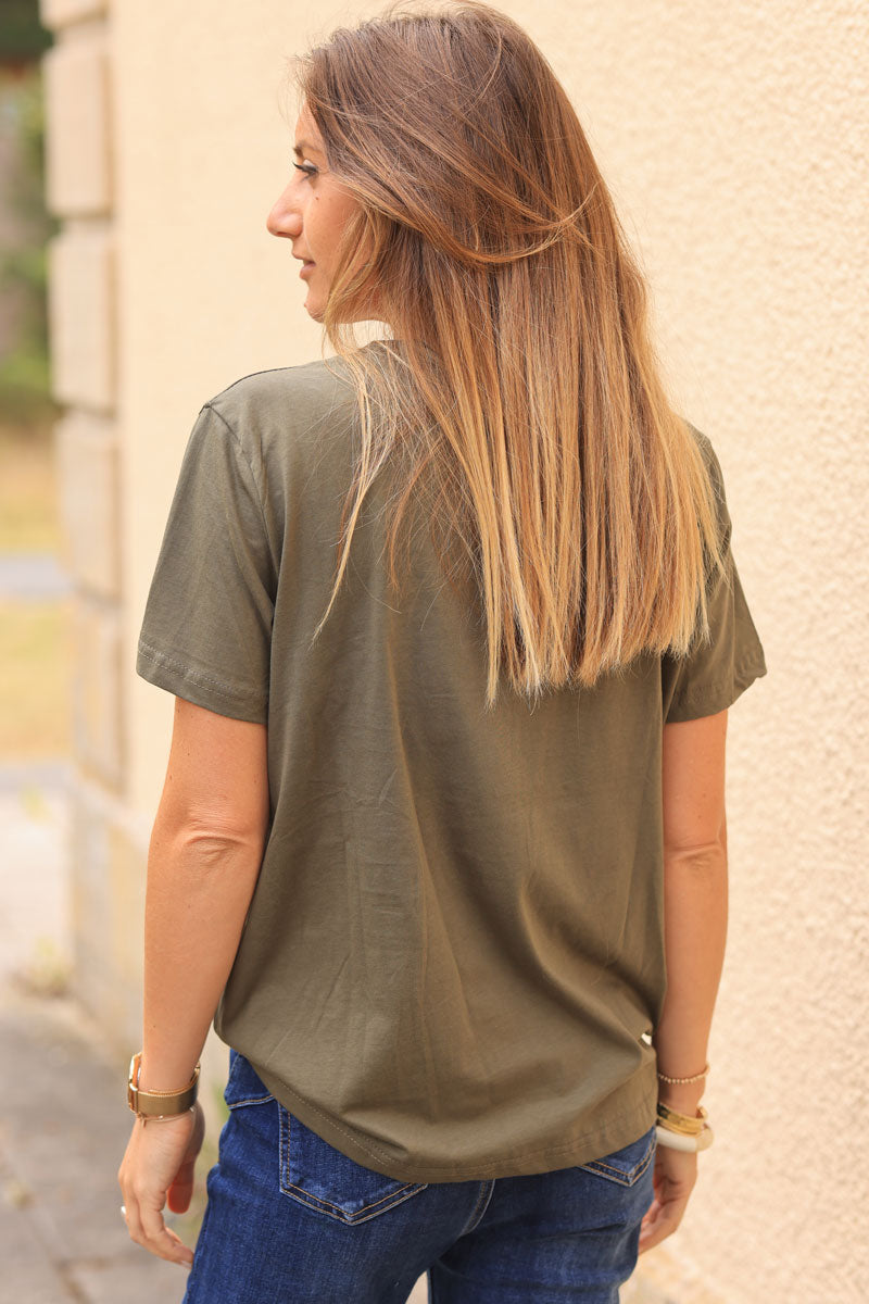 Khaki loose t-shirt with colorful ‘SMILE’ and flowers in boucle