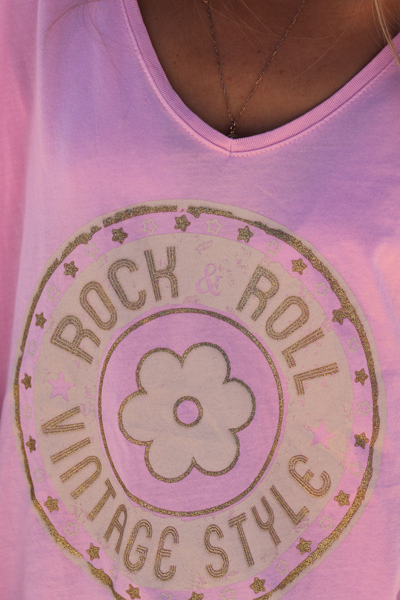 Pink V-neck cotton t-shirt with rock & roll and daisy logo