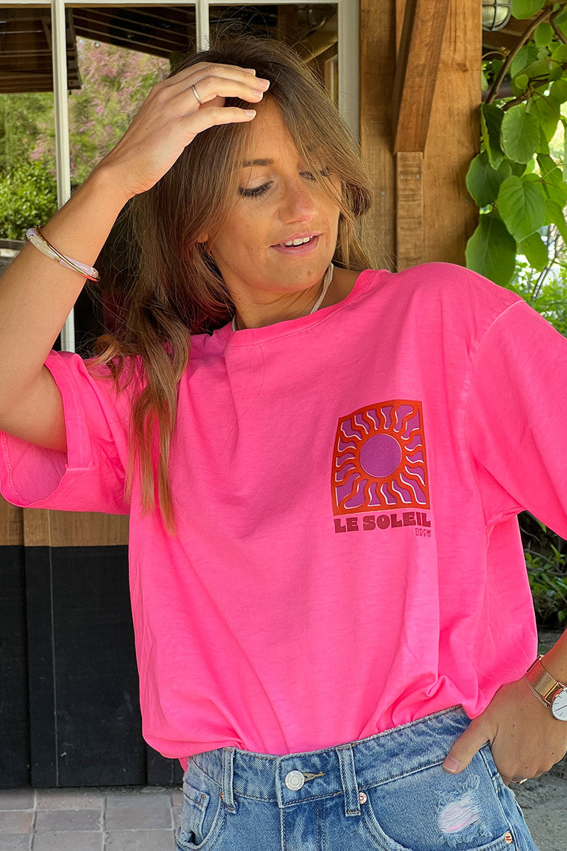 T-shirt rose fluo en coton Le Soleil rose et orange devant et dos