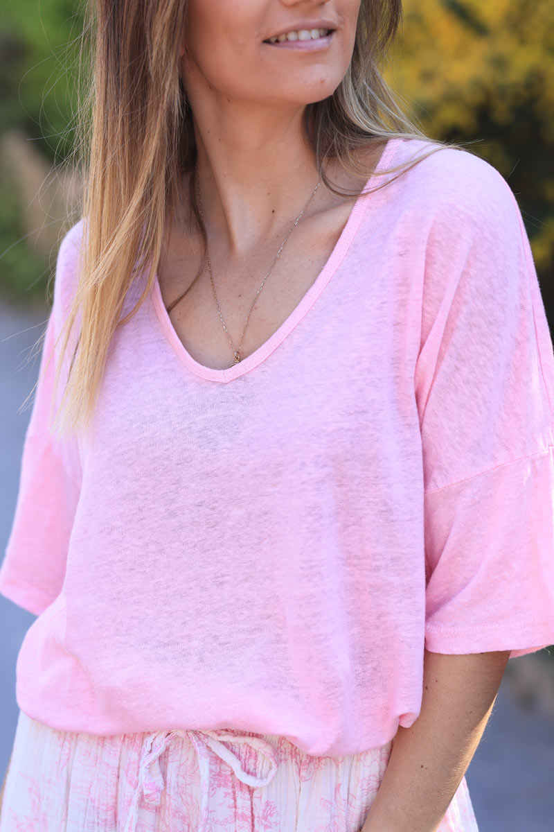 T-shirt rose souple en lin col v manches looses